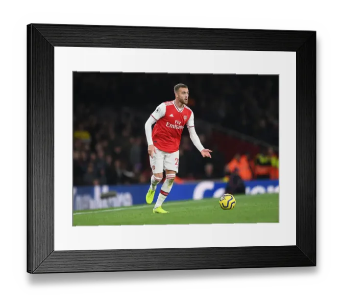 Framed Print : Arsenal vs Crystal Palace: Calum Chambers in Action at Emirates Stadium