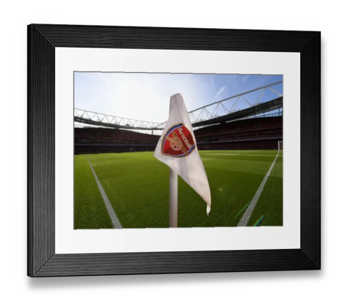 Framed Print : Arsenal vs Crystal Palace: Premier League Clash at Emirates Stadium
