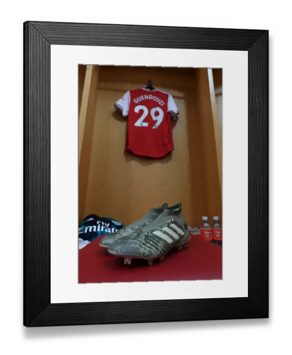 Framed Print : Matteo Guendouzi's Focus: Unseen Pre-Match Ritual of Arsenal Star (Arsenal vs Crystal Palace, Premier League 2019-20) Framed Print : Matteo Guendouzi's Focus: Unseen Pre-Match Ritual of Arsenal Star (Arsenal vs Crystal Palace, Premier League 2019-20)