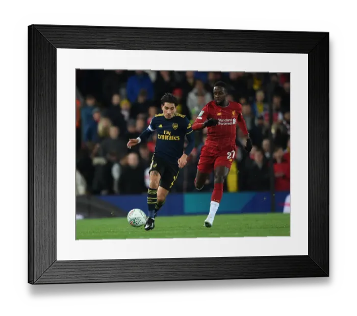 Framed Print : Hector Bellerin vs. Divock Origi: A Battle at Anfield - Carabao Cup 2019-20 Framed Print : Hector Bellerin vs. Divock Origi: A Battle at Anfield - Carabao Cup 2019-20