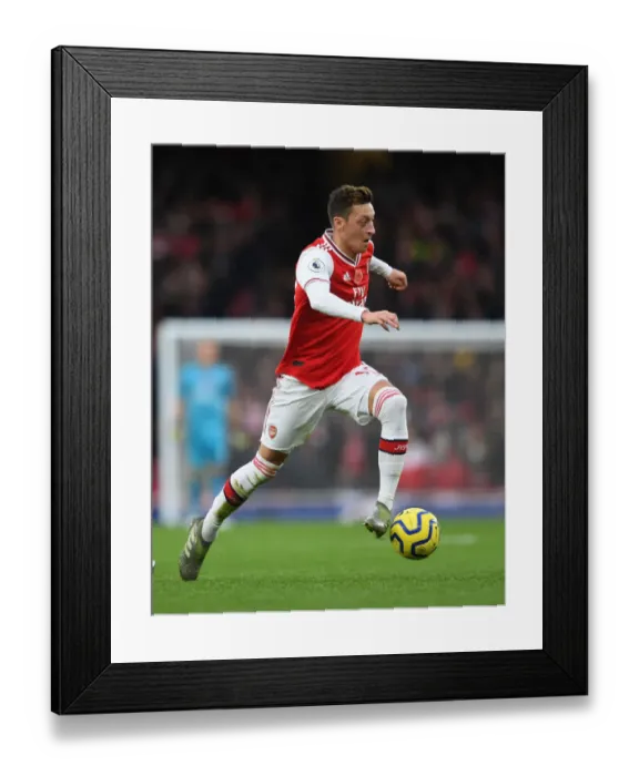 Framed Print : Mesut Ozil: Arsenal vs. Wolverhampton Wanderers, Premier League 2019-20 Framed Print : Mesut Ozil: Arsenal vs. Wolverhampton Wanderers, Premier League 2019-20