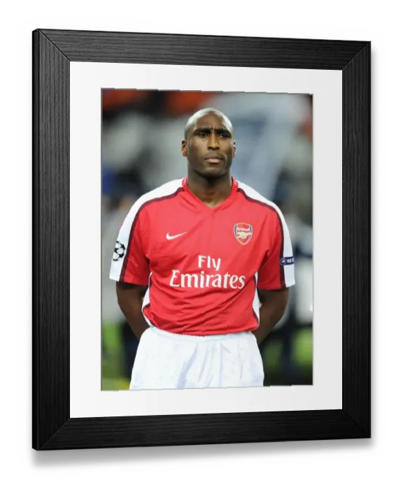 Framed Print : Arsenal's Champions League Showdown at Estadio Do Dragao: Sol Campbell vs FC Porto (17 / 2 / 2010)