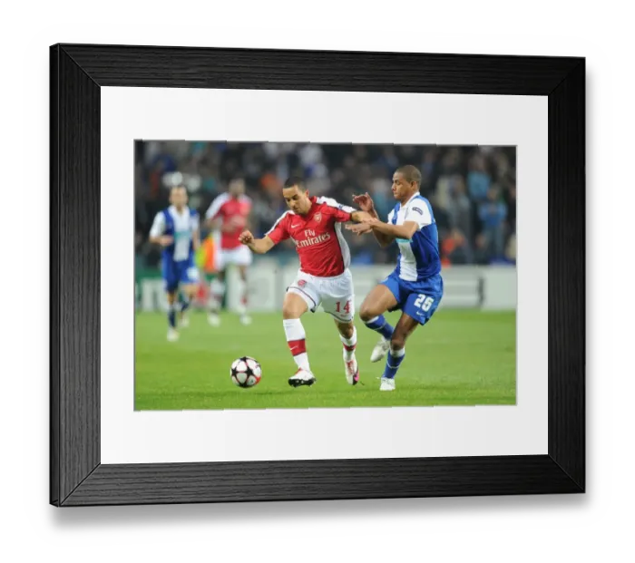 Framed Print : Theo Walcott vs. Fernando: Arsenal vs. FC Porto, UEFA Champions League First Leg (2-1 in favor of Porto, 17 / 2 / 2010) Framed Print : Theo Walcott vs. Fernando: Arsenal vs. FC Porto, UEFA Champions League First Leg (2-1 in favor of Porto, 17 / 2 / 2010)