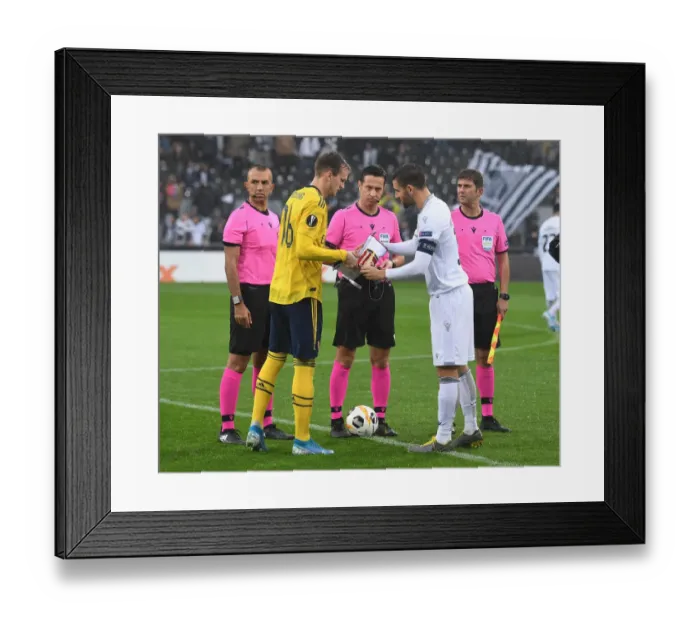 Framed Print : Arsenal vs Vitoria Guimaraes: UEFA Europa League Clash in Portugal, November 2019 Framed Print : Arsenal vs Vitoria Guimaraes: UEFA Europa League Clash in Portugal, November 2019