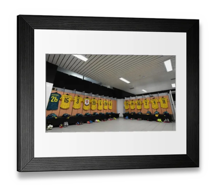 Framed Print : Arsenal FC: Pre-Match Huddle in Vitoria Guimaraes's Estadio Dom Afonso Henriques, UEFA Europa League 2019-20 Framed Print : Arsenal FC: Pre-Match Huddle in Vitoria Guimaraes's Estadio Dom Afonso Henriques, UEFA Europa League 2019-20