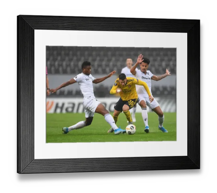 Framed Print : Arsenal's Rising Talent, Gabriel Martinelli, Dazzles in UEFA Europa League Battle against Vitoria Guimaraes (November 2019)