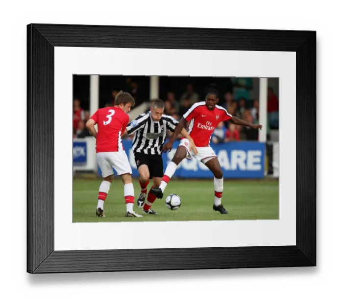 Framed Print : Tom Cruise and Jay Thomas (Arsenal) Kieron St. Amee (Maidenhead). Maidenhead 1: 7 Arsenal