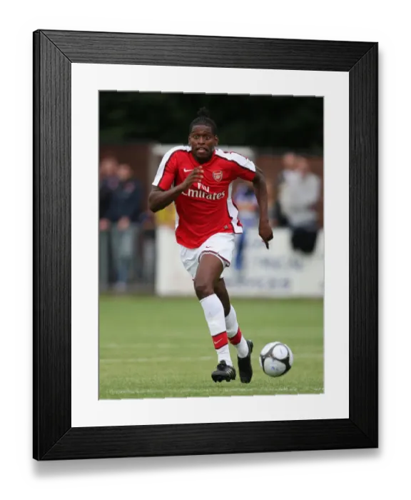 Framed Print : Jay Thomas (Arsenal). Maidenhead 1: 7 Arsenal. Pre Season Friendly. York Road
