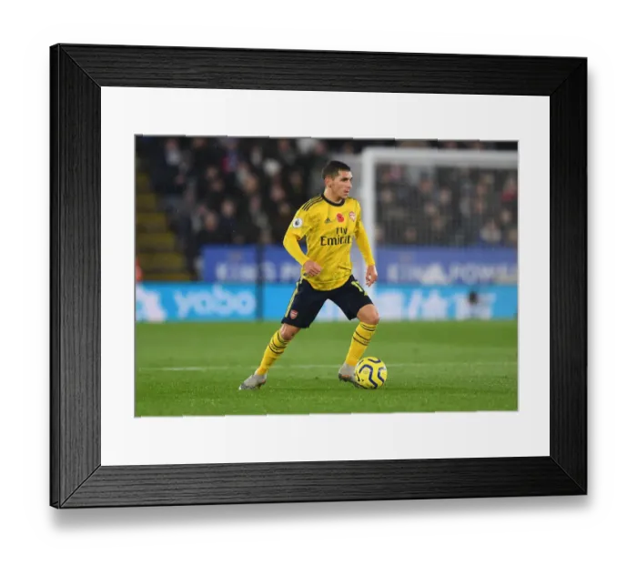 Framed Print : Torreira in Action: Leicester City vs. Arsenal, Premier League 2019-20