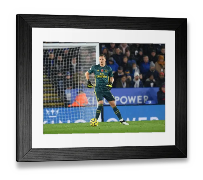 Framed Print : Arsenal's Bernd Leno in Action at Leicester City Premier League Clash (2019-20)