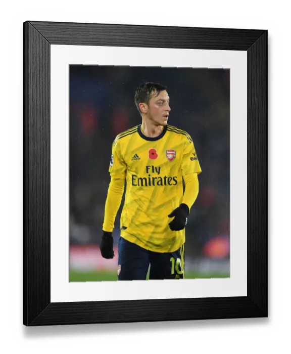 Framed Print : Mesut Ozil in Action: Premier League Battle between Leicester City and Arsenal, 2019-20 Framed Print : Mesut Ozil in Action: Premier League Battle between Leicester City and Arsenal, 2019-20