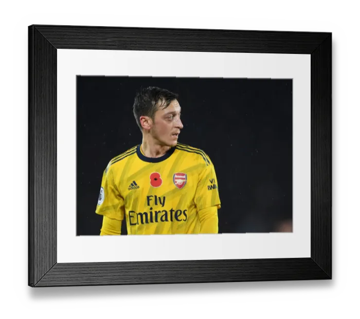 Framed Print : Mesut Ozil: In Action Against Leicester City, Premier League 2019-20