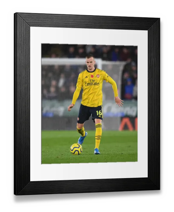 Framed Print : Arsenal's Rob Holding in Action at Leicester City Premier League Clash (2019-20)