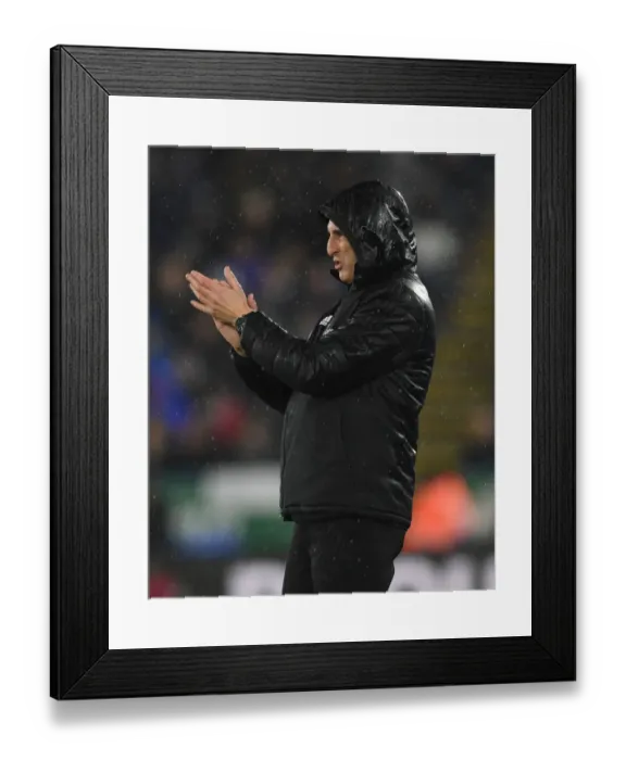 Framed Print : Unai Emery Leads Arsenal Against Leicester City in Premier League Showdown (2019-20)