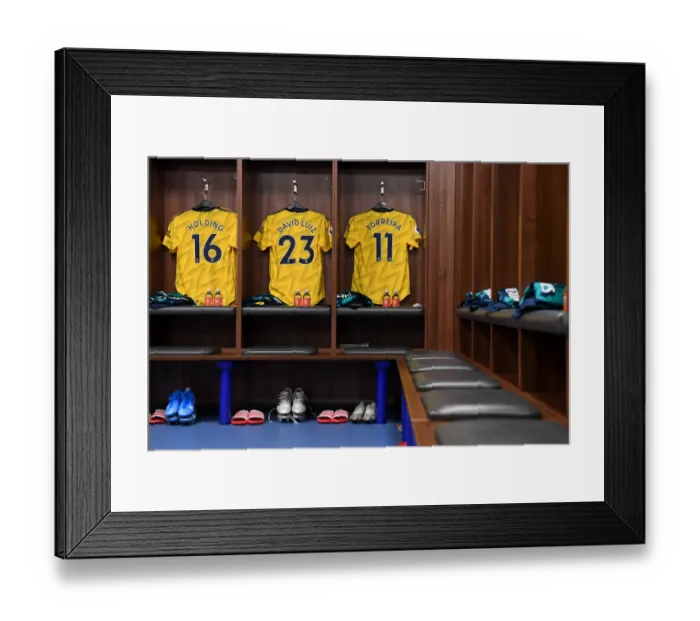 Framed Print : Arsenal FC: The Calm Before the Storm - Leicester City vs Arsenal, Premier League 2019-20 Framed Print : Arsenal FC: The Calm Before the Storm - Leicester City vs Arsenal, Premier League 2019-20