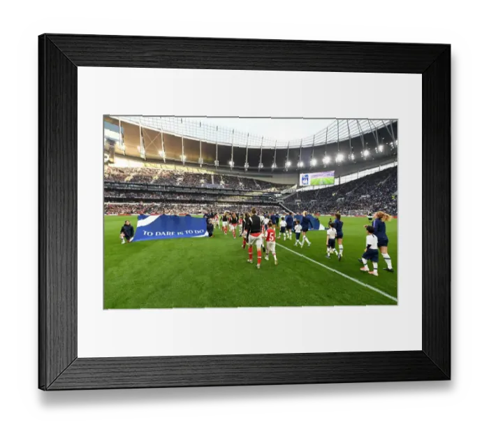 Framed Print : Tottenham vs. Arsenal: Barclays FA Womens Super League Showdown