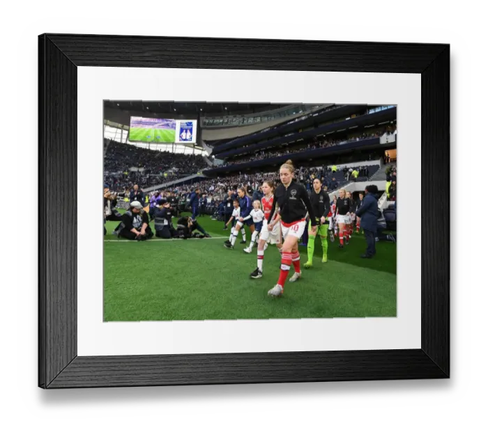Framed Print : Arsenal Women vs. Tottenham Hotspur Women: Barclays FA Womens Super League Showdown