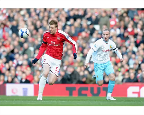 Nicklas Bendtner (Arsenal) Martin Paterson (Burnley). Arsenal 3: 1 Burnley