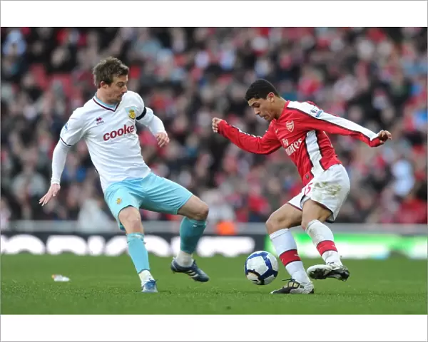 Denilson (Arsenal) Wade Elliott (Burnley). Arsenal 3: 1 Burnley, Barclays Premier League