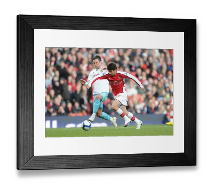 Framed Print : Arsenal's Eduardo Scores Against Burnley's Daniel Fox: Arsenal 3-1 Burnley, Barclays Premier League, Emirates Stadium