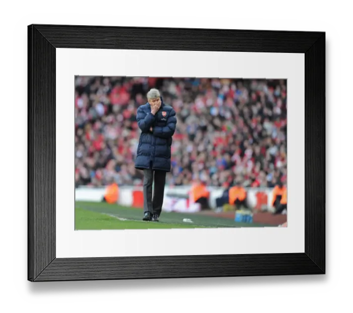 Framed Print : Arsenal manager Arsene Wenger. Arsenal 3: 1 Burnley, Barclays Premier League Framed Print : Arsenal manager Arsene Wenger. Arsenal 3: 1 Burnley, Barclays Premier League