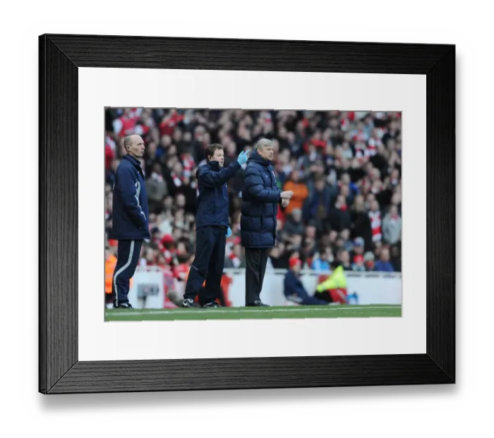 Framed Print : Arsenal manager Arsene Wenger with physio Colin Lewin. Arsenal 3: 1 Burnley