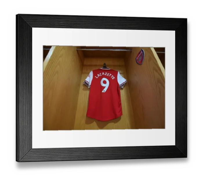 Framed Print : Arsenal's Lacazette Prepares for Southampton Clash in Emirates Stadium