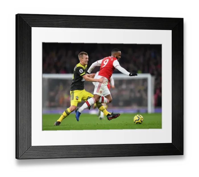 Framed Print : Alexandre Lacazette (Arsenal) James Ward-Prowse (Soton)
