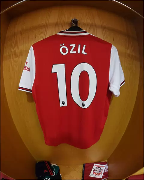 Arsenal FC vs Southampton FC: Mesut Ozil's Emirates Absence (Arsenal 2019-20)