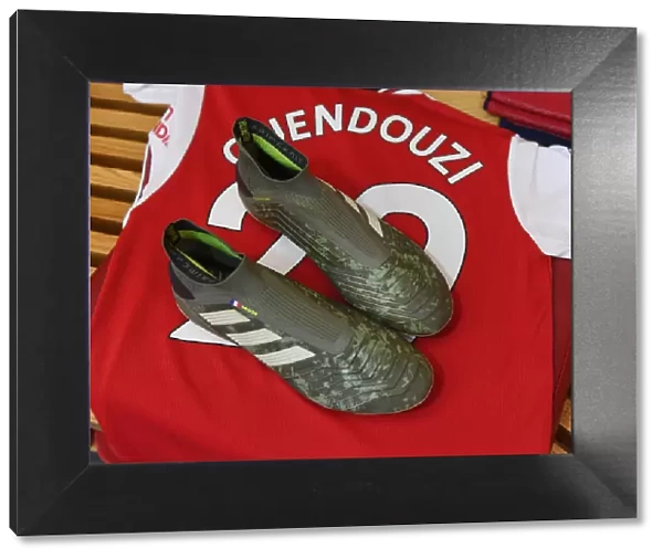 Arsenal's Guendouzi: Pre-Match Routine in the Emirates Changing Room (Arsenal v Southampton, 2019-20)