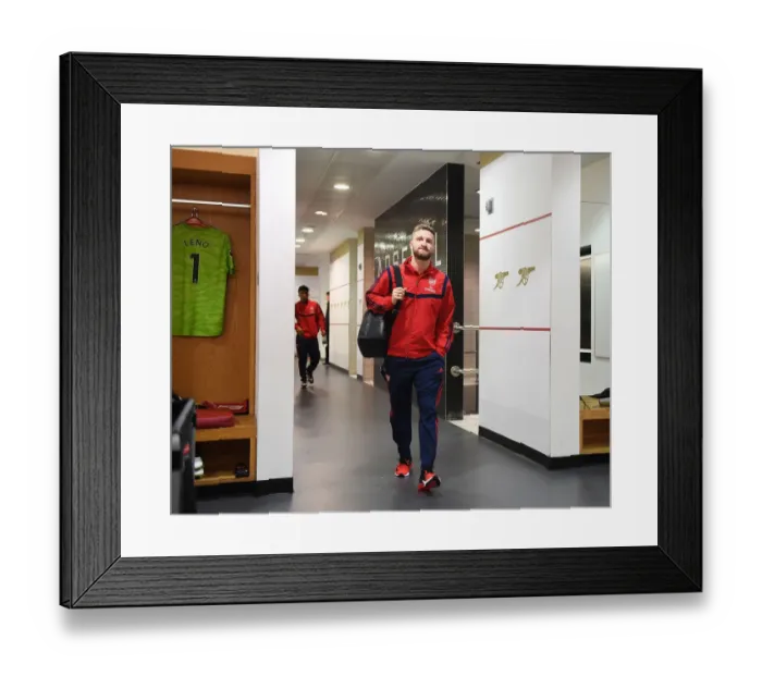 Framed Print : Arsenal FC: Mustafi's Pre-Match Focus before Arsenal vs. Southampton (2019-20) Framed Print : Arsenal FC: Mustafi's Pre-Match Focus before Arsenal vs. Southampton (2019-20)