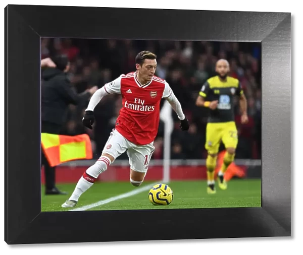 Mesut Ozil's Brilliant Performance: Arsenal's Victory Against Southampton (November 2019)