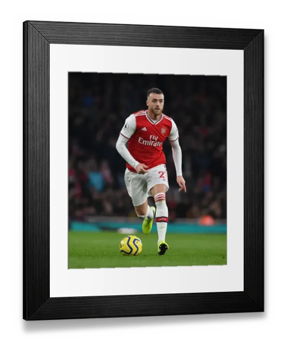 Framed Print : Calum Chambers in Action: Arsenal vs. Southampton (Premier League 2019-20)