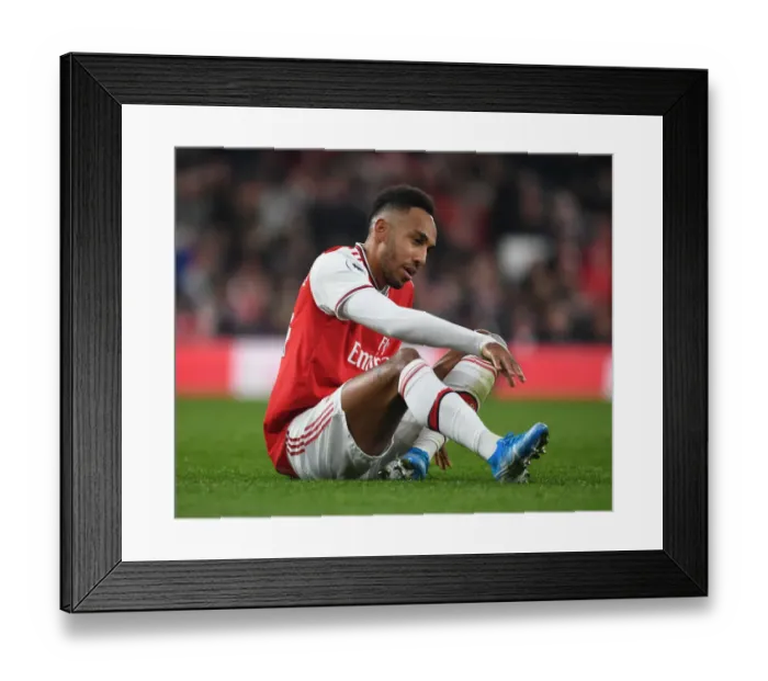 Framed Print : Arsenal's Aubameyang Scores the Difference: Arsenal vs. Southampton (November 2019) Framed Print : Arsenal's Aubameyang Scores the Difference: Arsenal vs. Southampton (November 2019)