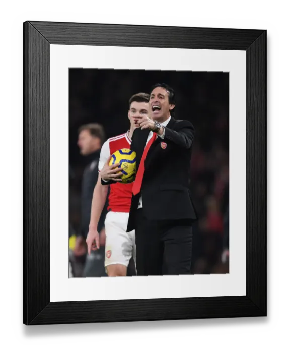 Framed Print : Unai Emery and Kieran Tierney: Strategic Discussions on the Arsenal Touchline during Southampton Match