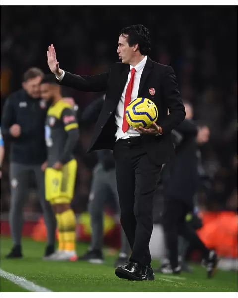Unai Emery's Determination: Arsenal vs. Southampton - Premier League Clash at Emirates Stadium