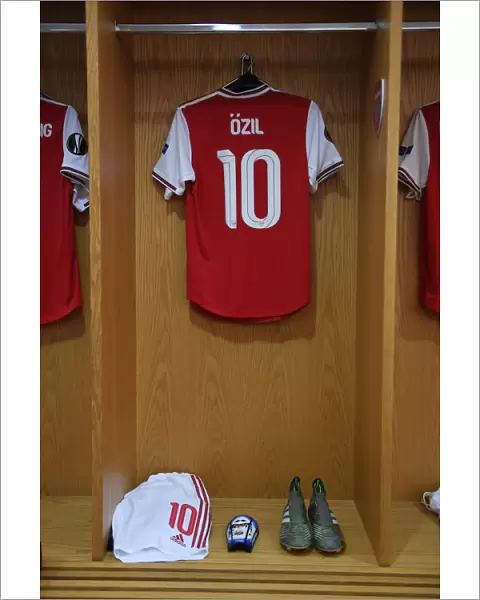 Arsenal FC: Mesut Ozil's Match Kit in the Changing Room before Arsenal v Eintracht Frankfurt (UEFA Europa League, Group F)