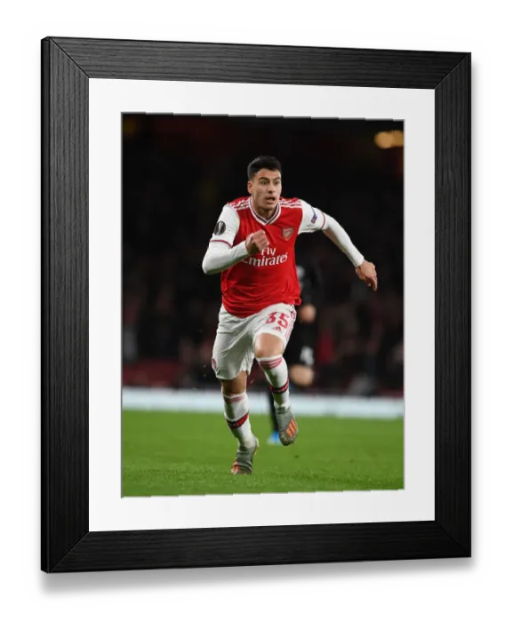 Framed Print : Martinelli Makes Europa League Debut: Arsenal's New Star Shines Against Eintracht Frankfurt Framed Print : Martinelli Makes Europa League Debut: Arsenal's New Star Shines Against Eintracht Frankfurt
