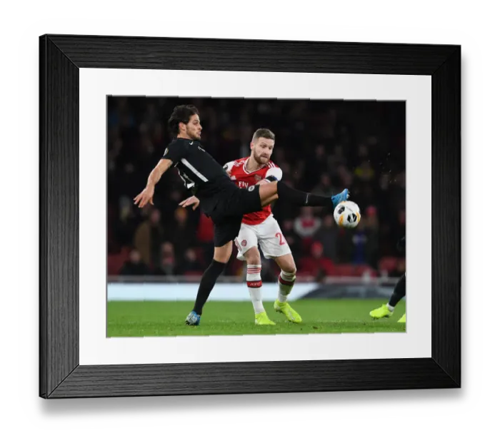 Framed Print : Arsenal vs Eintracht Frankfurt: Europa League Clash at Emirates Stadium