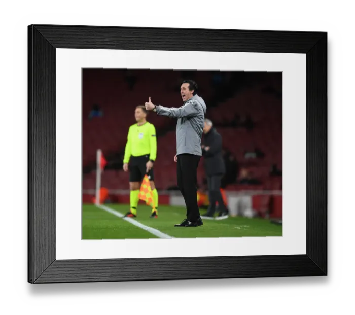 Framed Print : Unai Emery Leads Arsenal in Europa League Battle against Eintracht Frankfurt