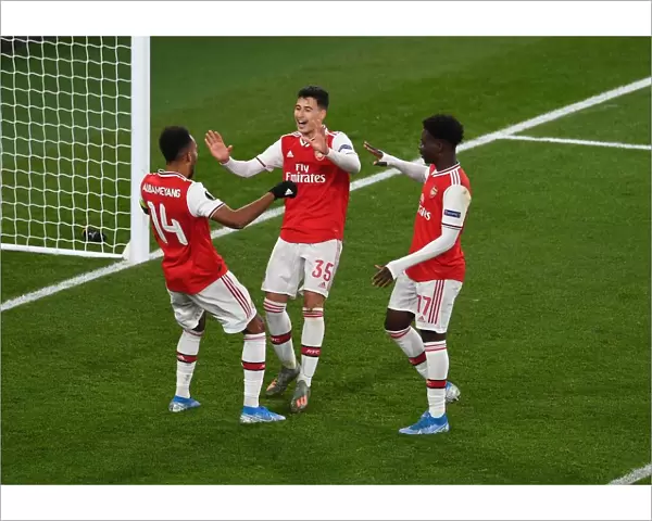 Arsenal's Aubameyang, Martinelli, and Saka Celebrate Goal vs Eintracht Frankfurt, UEFA Europa League 2019-20