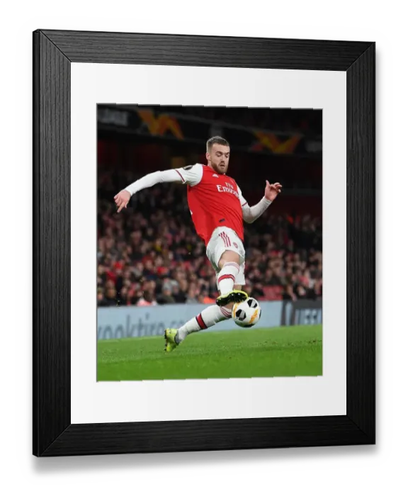 Framed Print : Calum Chambers in Action: Arsenal vs Eintracht Frankfurt - UEFA Europa League 2019-20