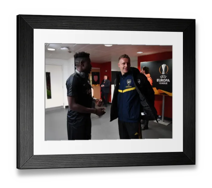 Framed Print : Pre-Match Conversation: Bernd Leno and Danny Da Costa, Arsenal FC vs Eintracht Frankfurt (UEFA Europa League) Framed Print : Pre-Match Conversation: Bernd Leno and Danny Da Costa, Arsenal FC vs Eintracht Frankfurt (UEFA Europa League)