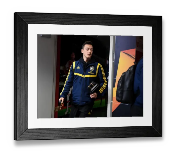 Framed Print : Arsenal's Mesut Ozil Prepares for Eintracht Frankfurt Clash in Europa League Group Stage Framed Print : Arsenal's Mesut Ozil Prepares for Eintracht Frankfurt Clash in Europa League Group Stage