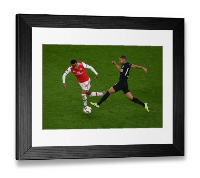 Framed Print : Arsenal vs Eintracht Frankfurt: Battle in Europa League Group F (2019-20)