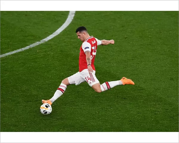 Arsenal's Granit Xhaka in Action Against Eintracht Frankfurt in UEFA Europa League