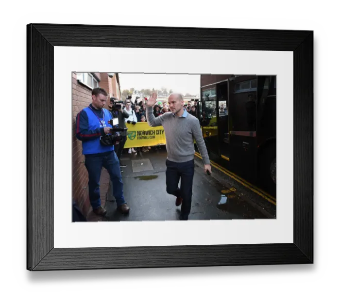 Framed Print : Arsenal's Interim Boss Freddie Ljungberg Before Norwich Clash (Premier League 2019-20)
