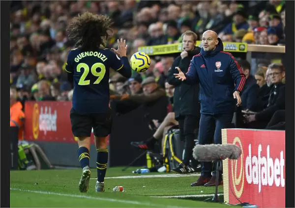 Arsenal: Ljungberg Encourages Guendouzi on the Pitch during Norwich Match