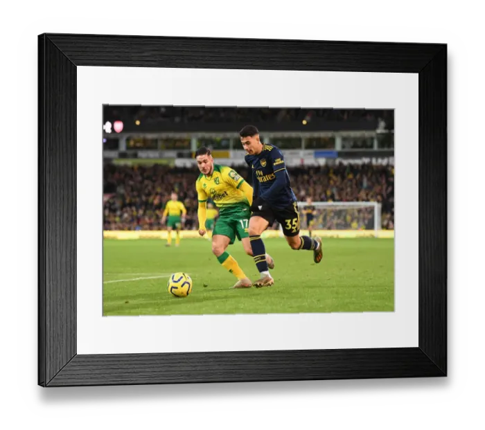 Framed Print : Martinelli vs Buendia: Battle at Carrow Road - Norwich City vs Arsenal FC, Premier League 2019-20 Framed Print : Martinelli vs Buendia: Battle at Carrow Road - Norwich City vs Arsenal FC, Premier League 2019-20