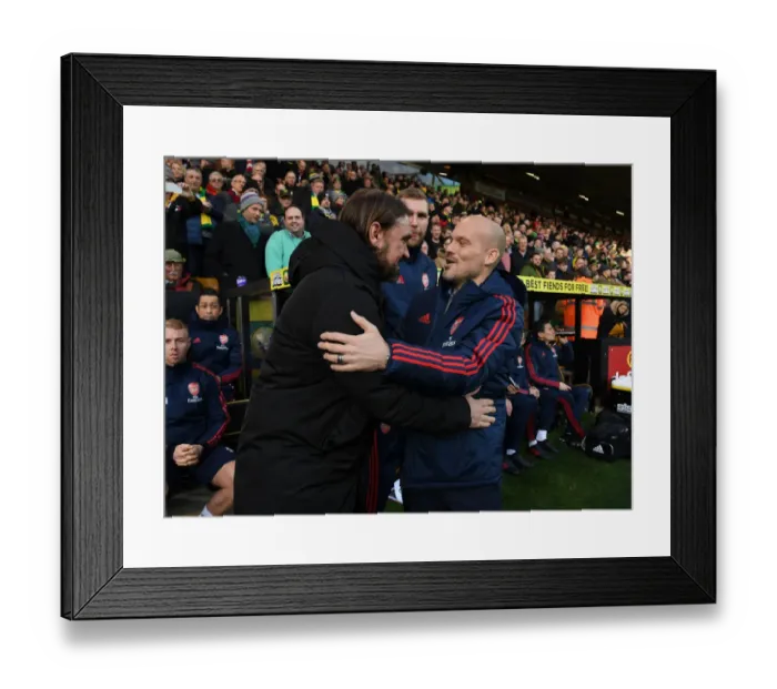 Framed Print : Pre-Match Handshake: Freddie Ljungberg and Daniel Farke before Norwich City vs. Arsenal FC (Premier League, December 2019)